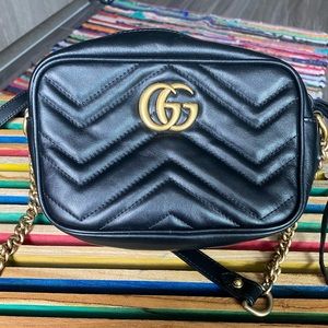 cross body gucci purse
